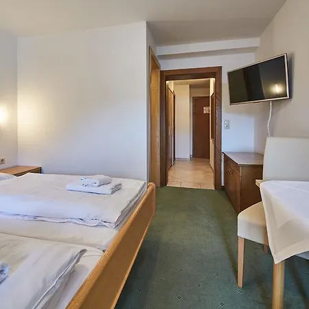 Apartment Ski & Bike Appartements Forsthaus