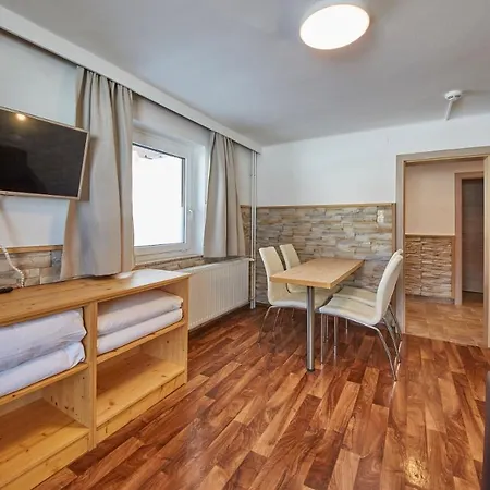 Apartment Ski & Bike Appartements Forsthaus Saalbach-Hinterglemm