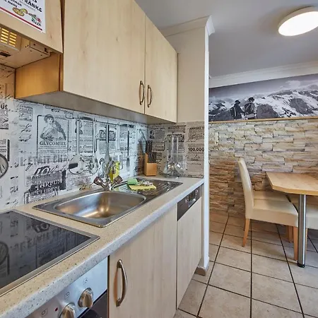 Ski & Bike Appartements Forsthaus Apartment *