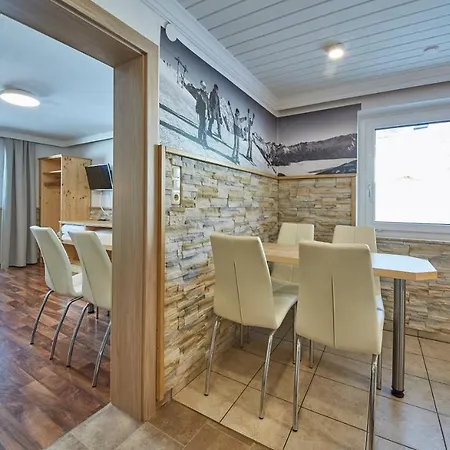 Ski & Bike Appartements Forsthaus Apartment