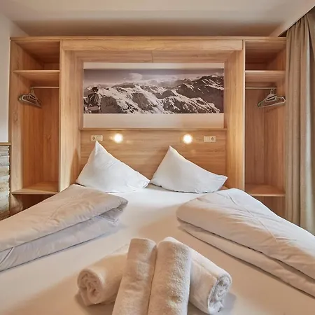 Ski & Bike Appartements Forsthaus * Saalbach-Hinterglemm