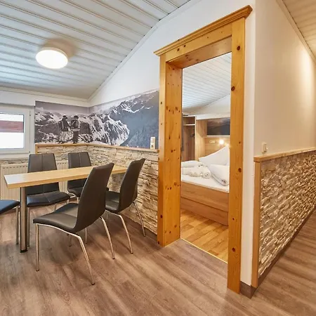 Ski & Bike Appartements Forsthaus