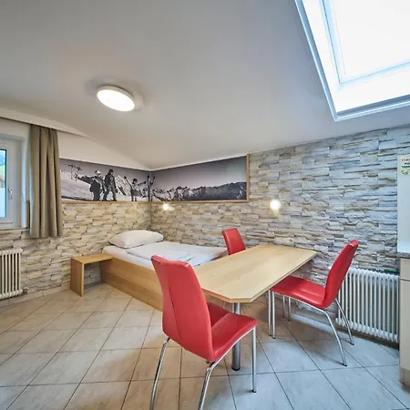 Ski & Bike Appartements Forsthaus * Saalbach-Hinterglemm