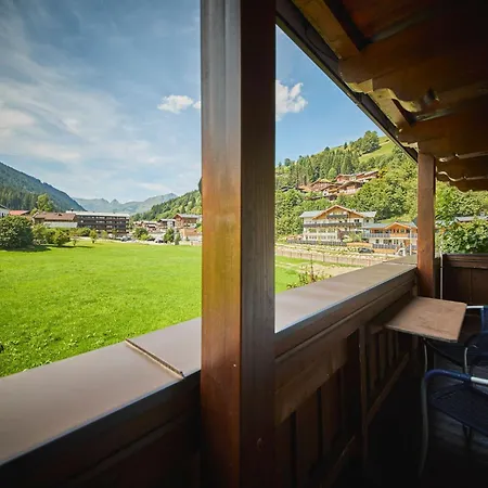 Apartment Ski & Bike Appartements Forsthaus *