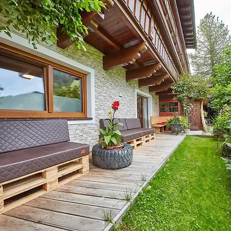 Ski & Bike Appartements Forsthaus Saalbach-Hinterglemm